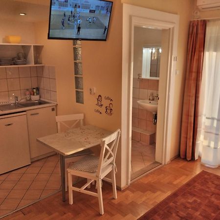 Heviz Erika Apartman エクステリア 写真