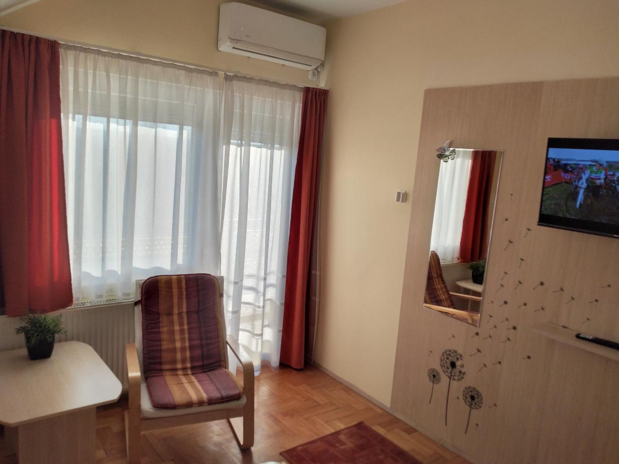 Heviz Erika Apartman エクステリア 写真